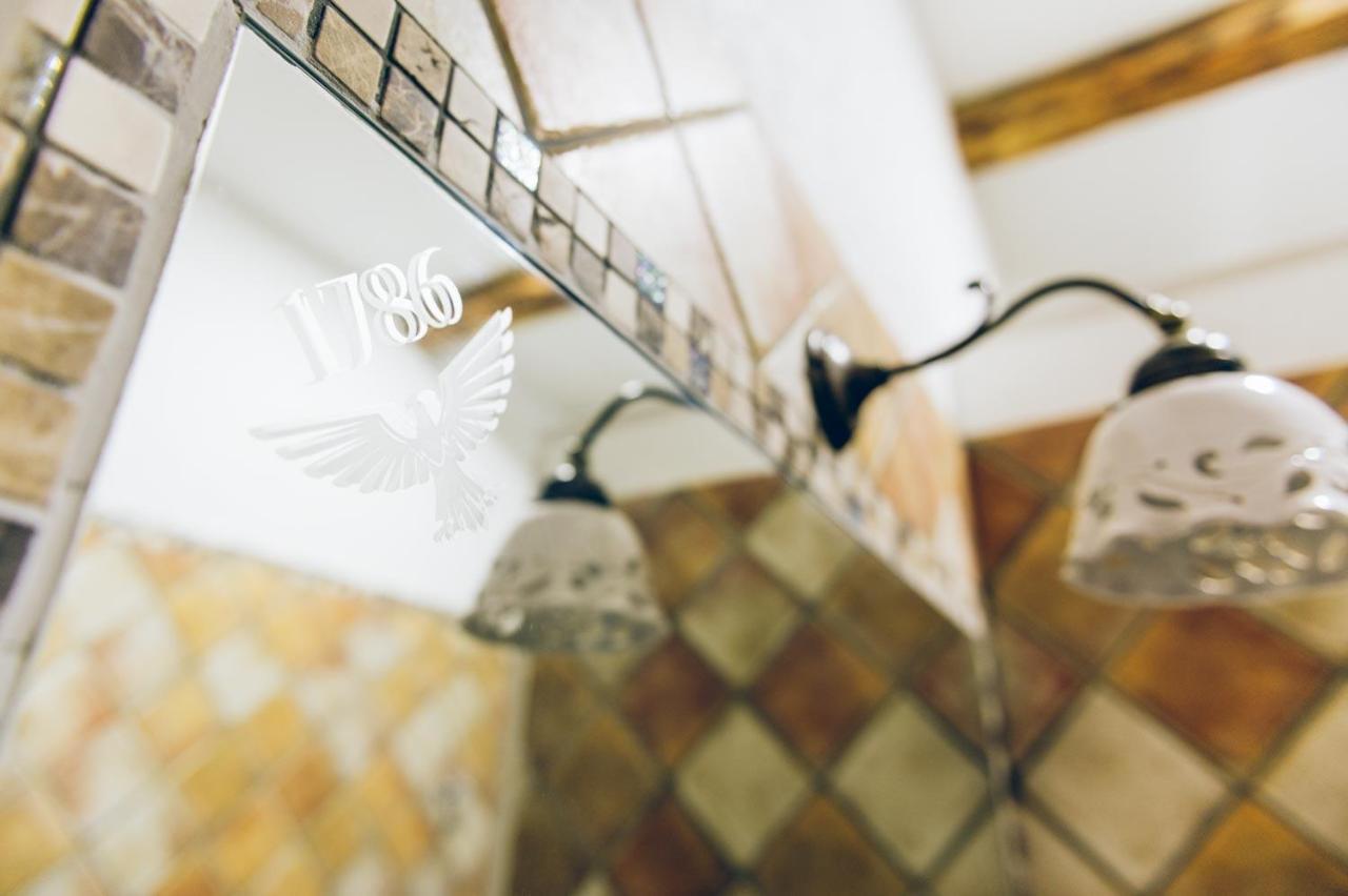 Aquila D'Oro Trieste Ngoại thất bức ảnh